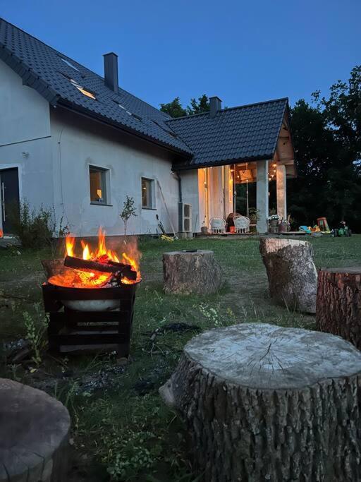 Dom Z Widokiem Na Gory Stolowe I Duzym Ogrodem Villa